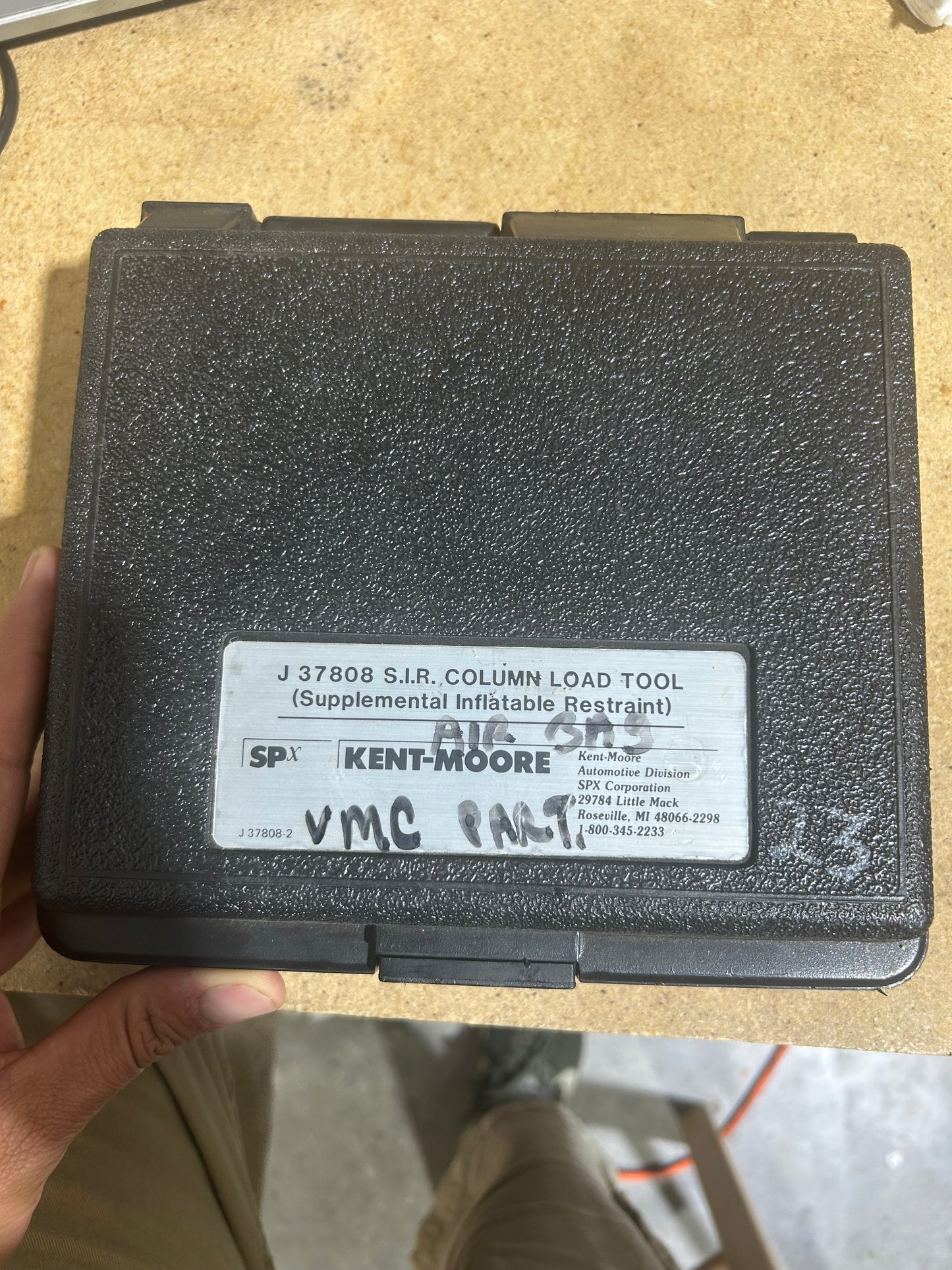 S.I.R. Column Load Tool J-37808