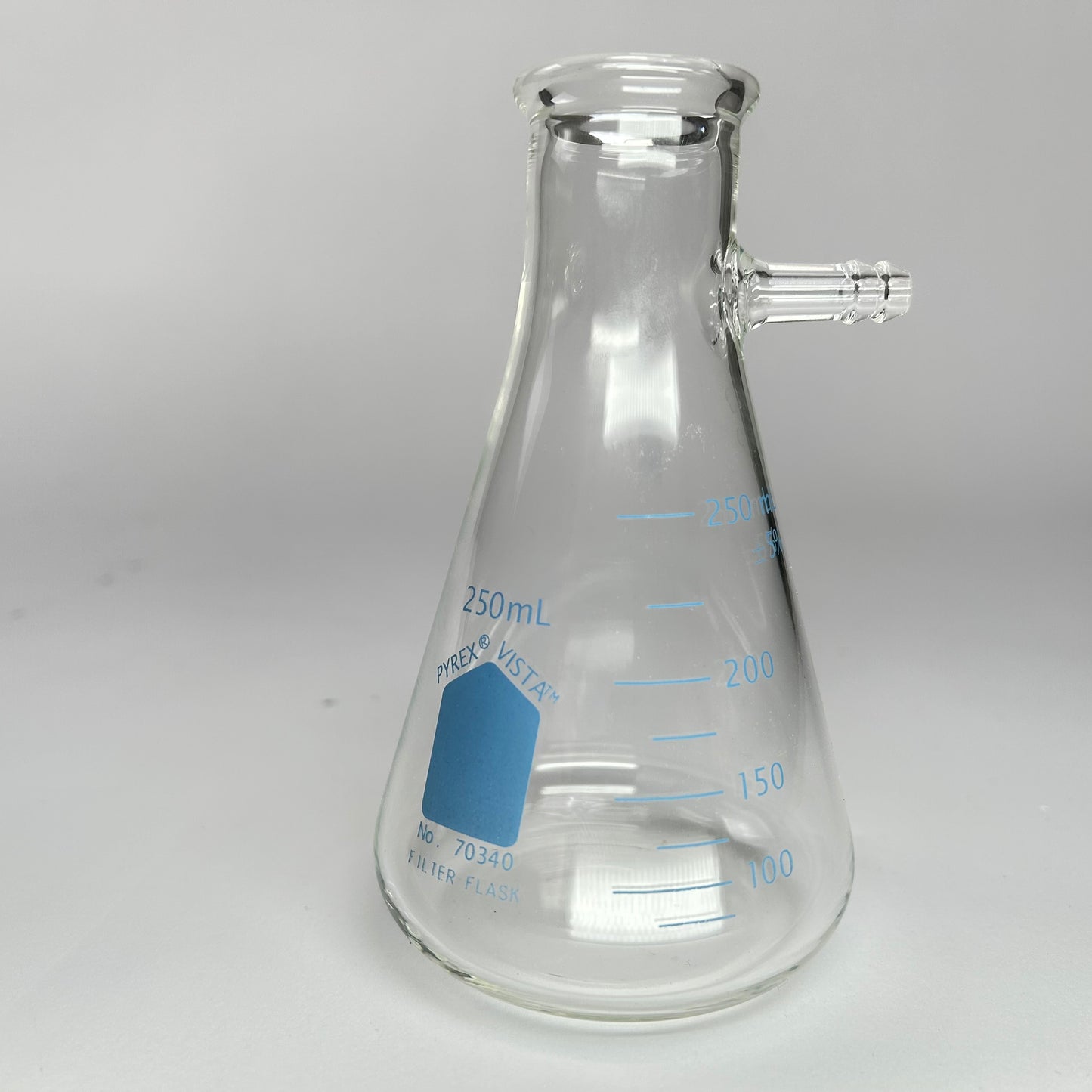 PYREX® VISTA™ 250 mL Heavy Wall Filtering Flasks with Sidearm Tabulation Lot of 4