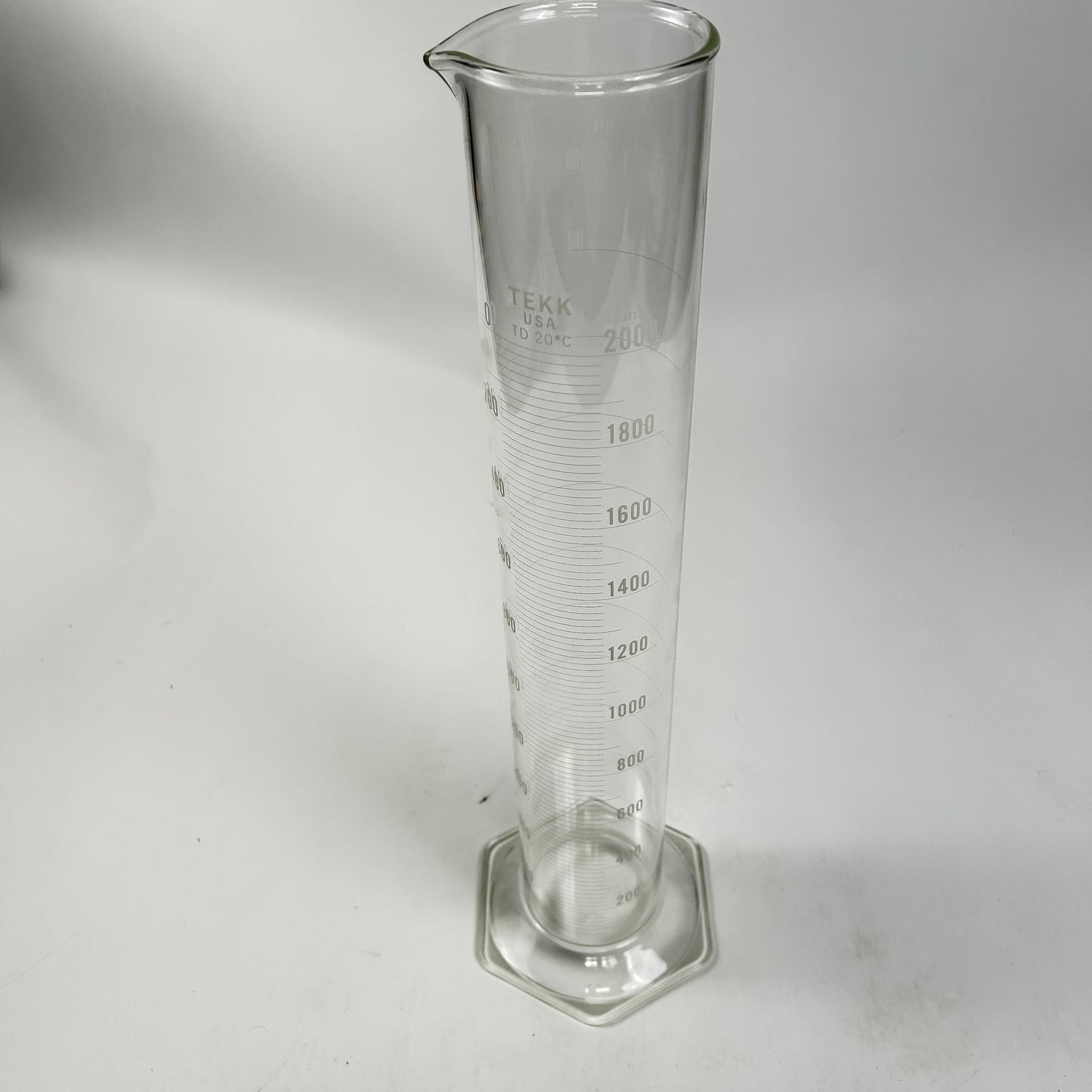 TEKK USA Graduated Cylinder, Class B, with White Double Metric Scale, 2000ml
