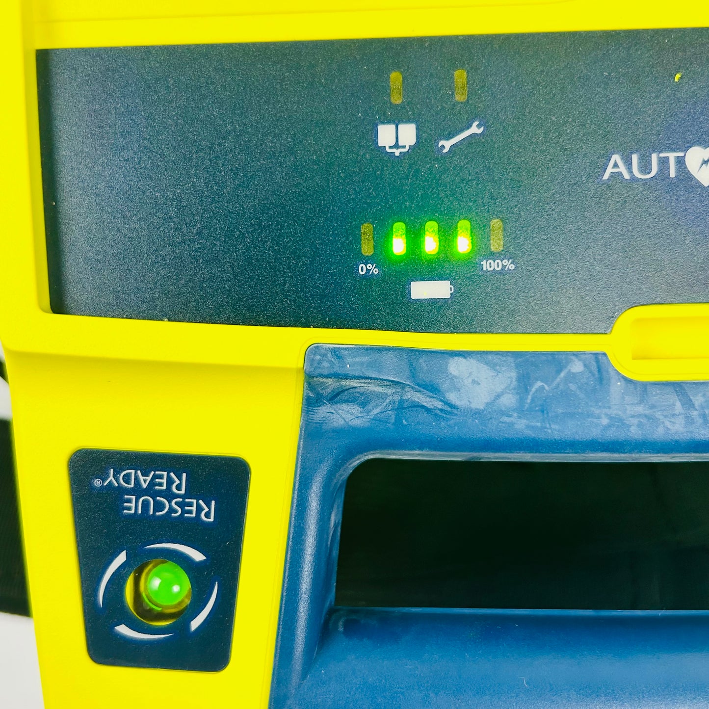 Cardiac Science Defibrillator with Box and battery