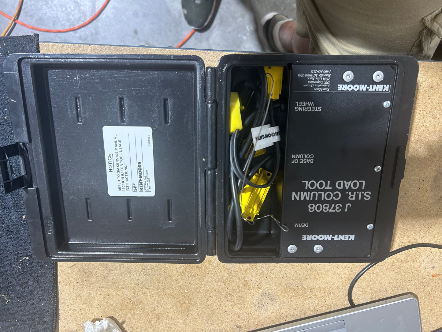 S.I.R. Column Load Tool J-37808