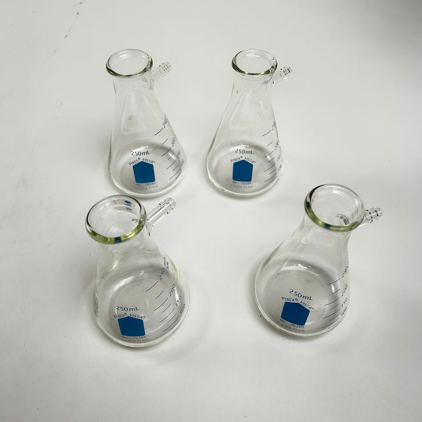 PYREX® VISTA™ 250 mL Heavy Wall Filtering Flasks with Sidearm Tabulation Lot of 4