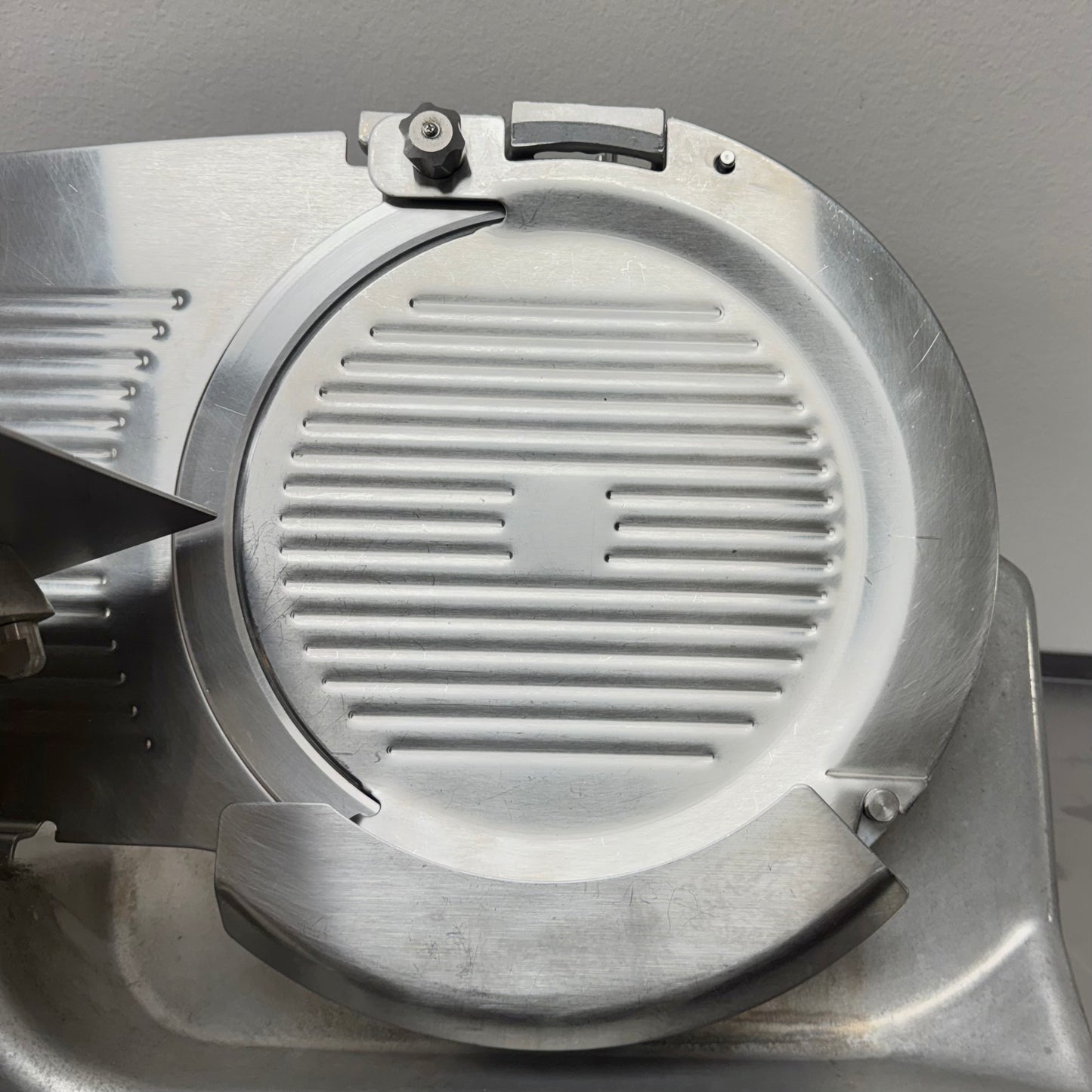 Hobart 2712 Automatic Commercial Meat & Deli Slicer
