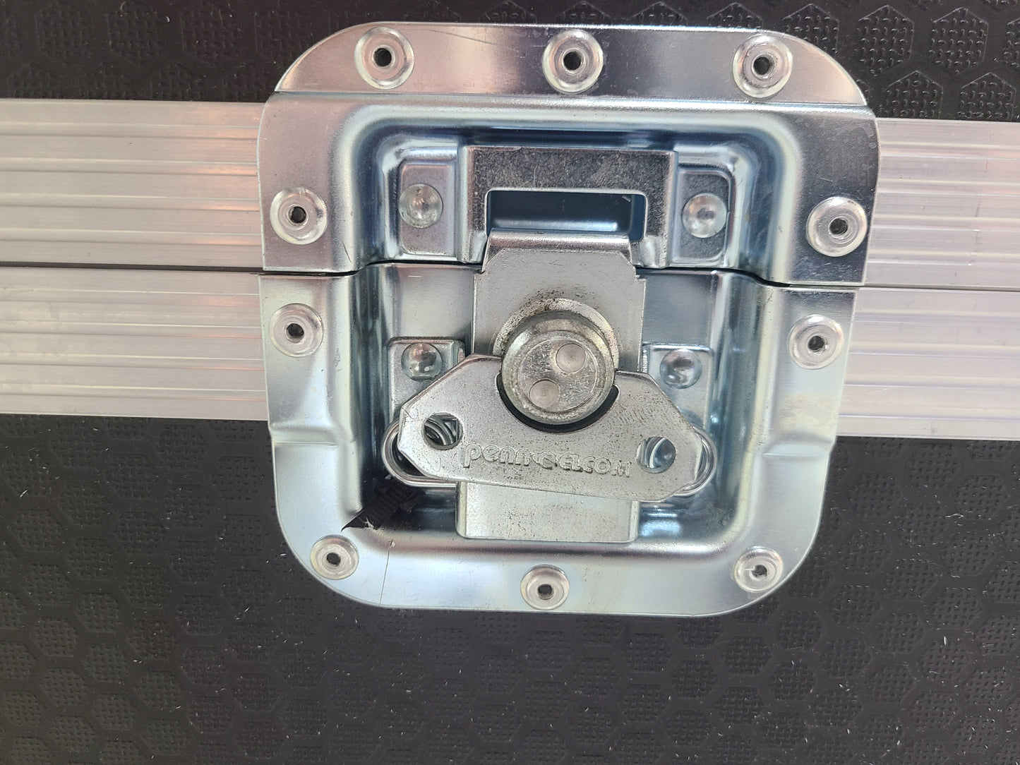 Insight 4k Dual Laser 360 Hz HFR Digital Projection Projector 27K Lumen w/ Lens