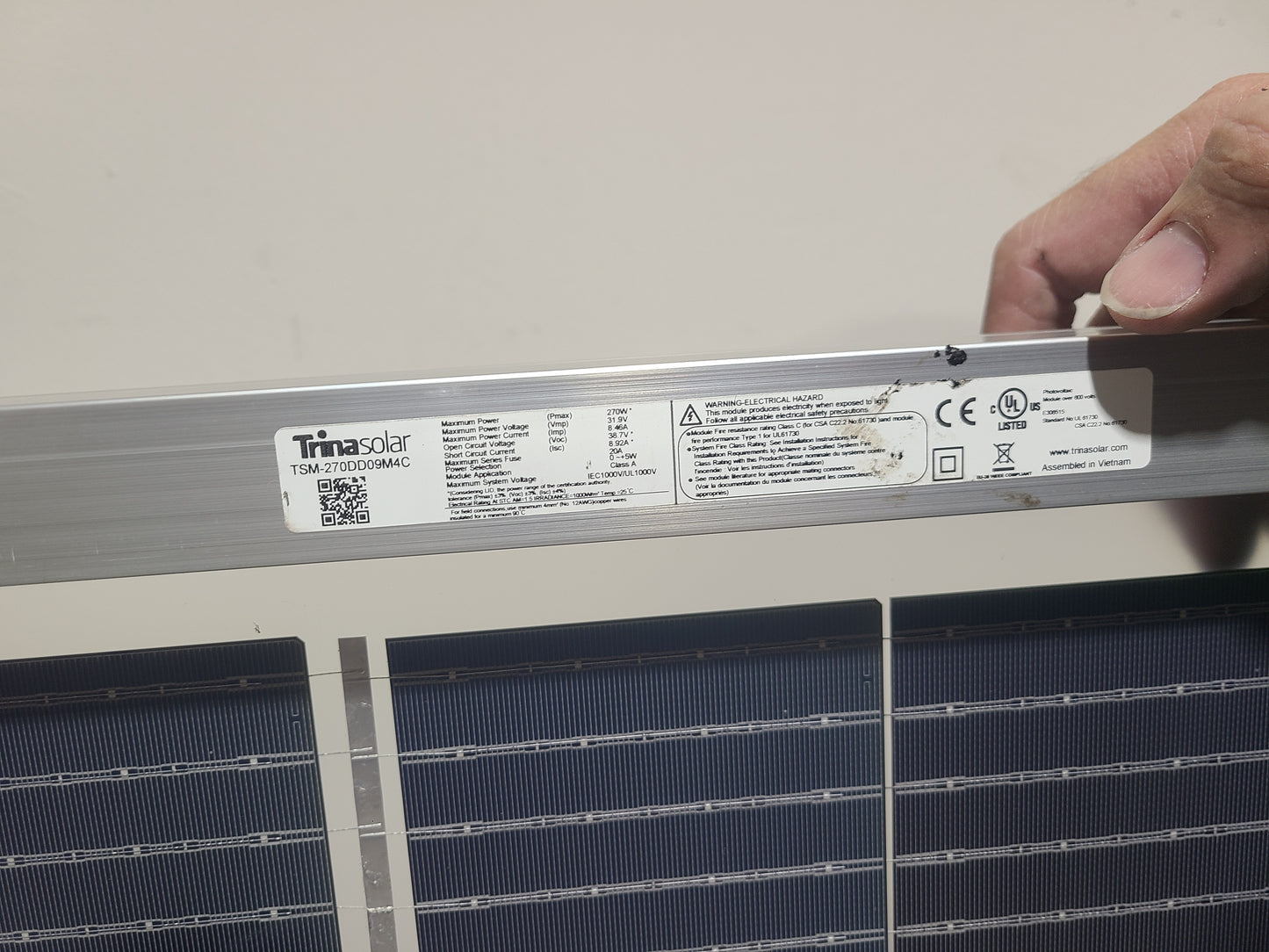 Lot of 8 Trina Solar 270 Watt TSM-270DD09M4C (Silver)