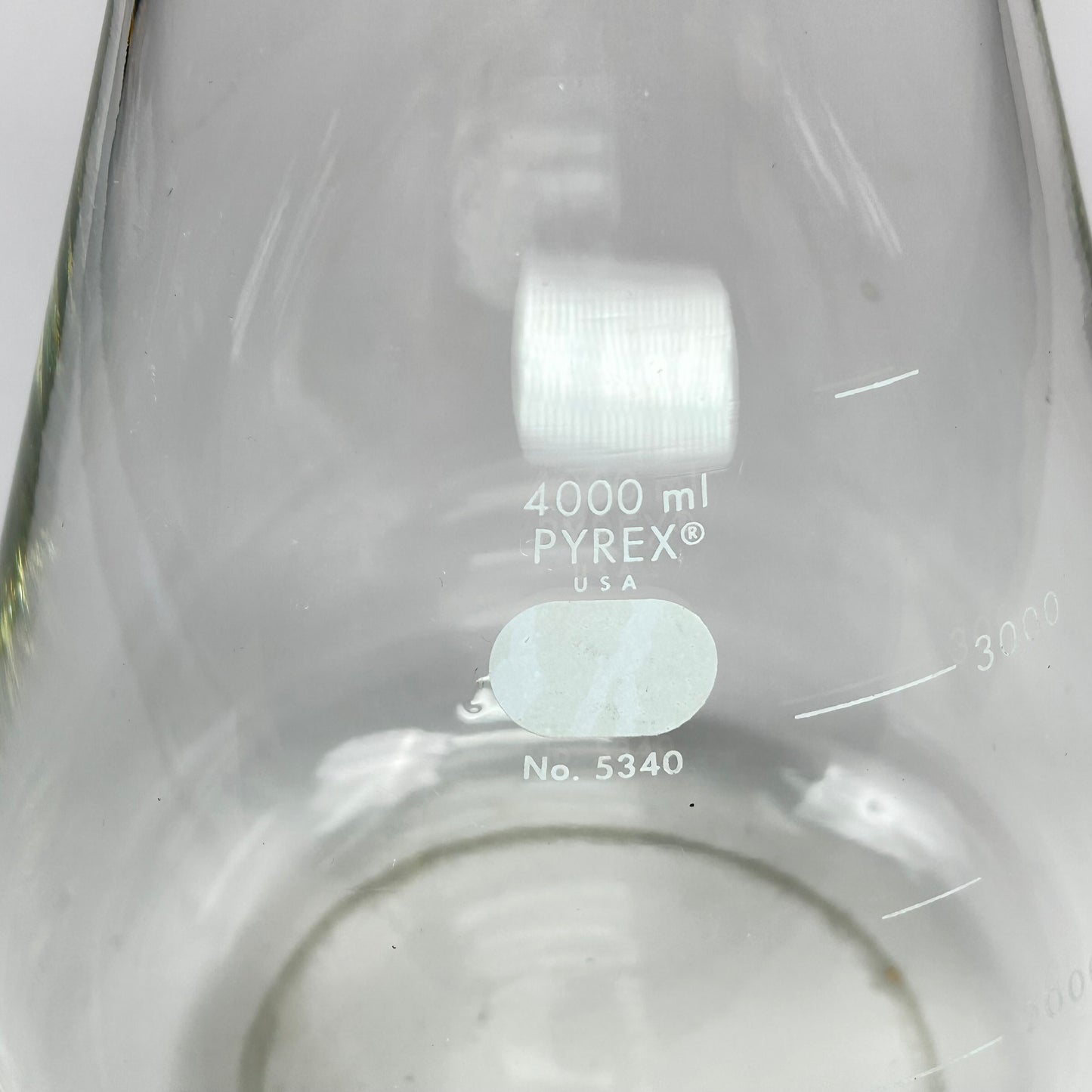 PYREX 5340 Filtering Flask, 4000mL – Heavy-Wall Borosilicate Glass, 24/40 Sidearm, top rim chipped