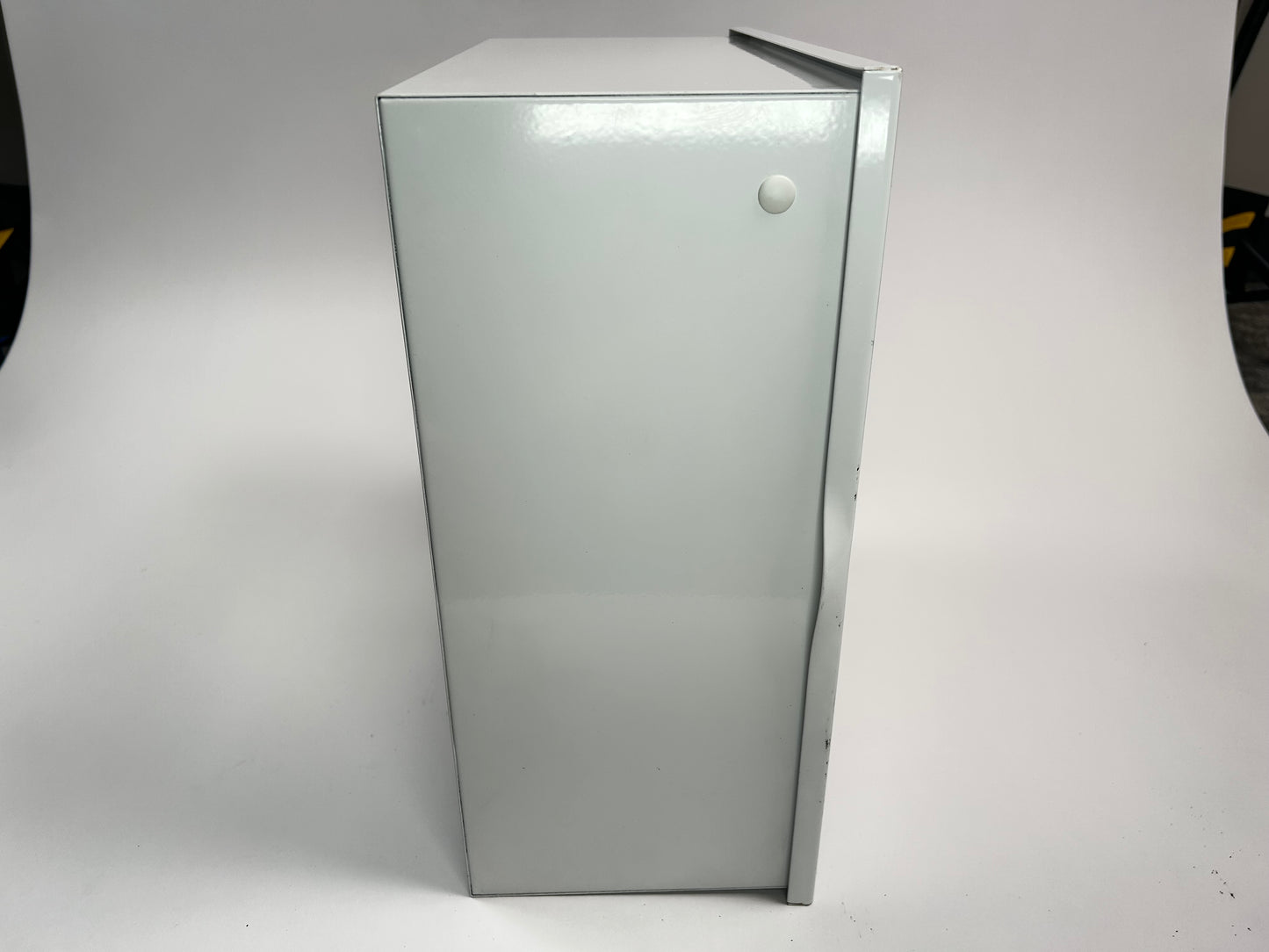 DEFIBRILLATOR BOX wall cabinet with alarm