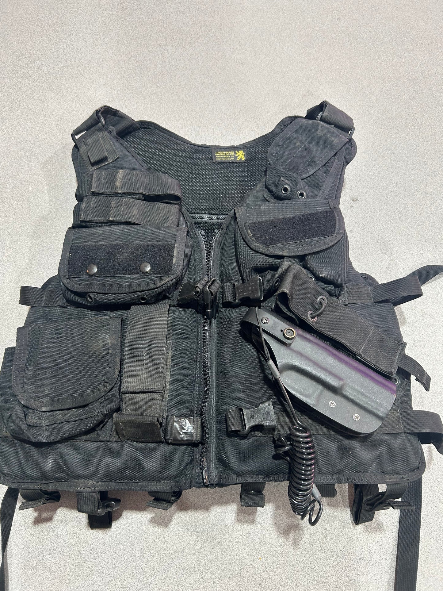 London Bridge Trading Co LBT-1620G-R (RH) Tactical Vest w/ Flotation, Black.