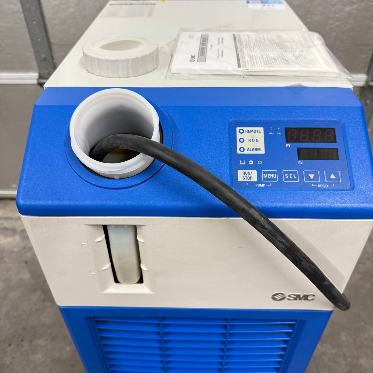 SMC Thermo-Chiller HRS050-AN-20-B – Industrial Recirculating Temperature Control System