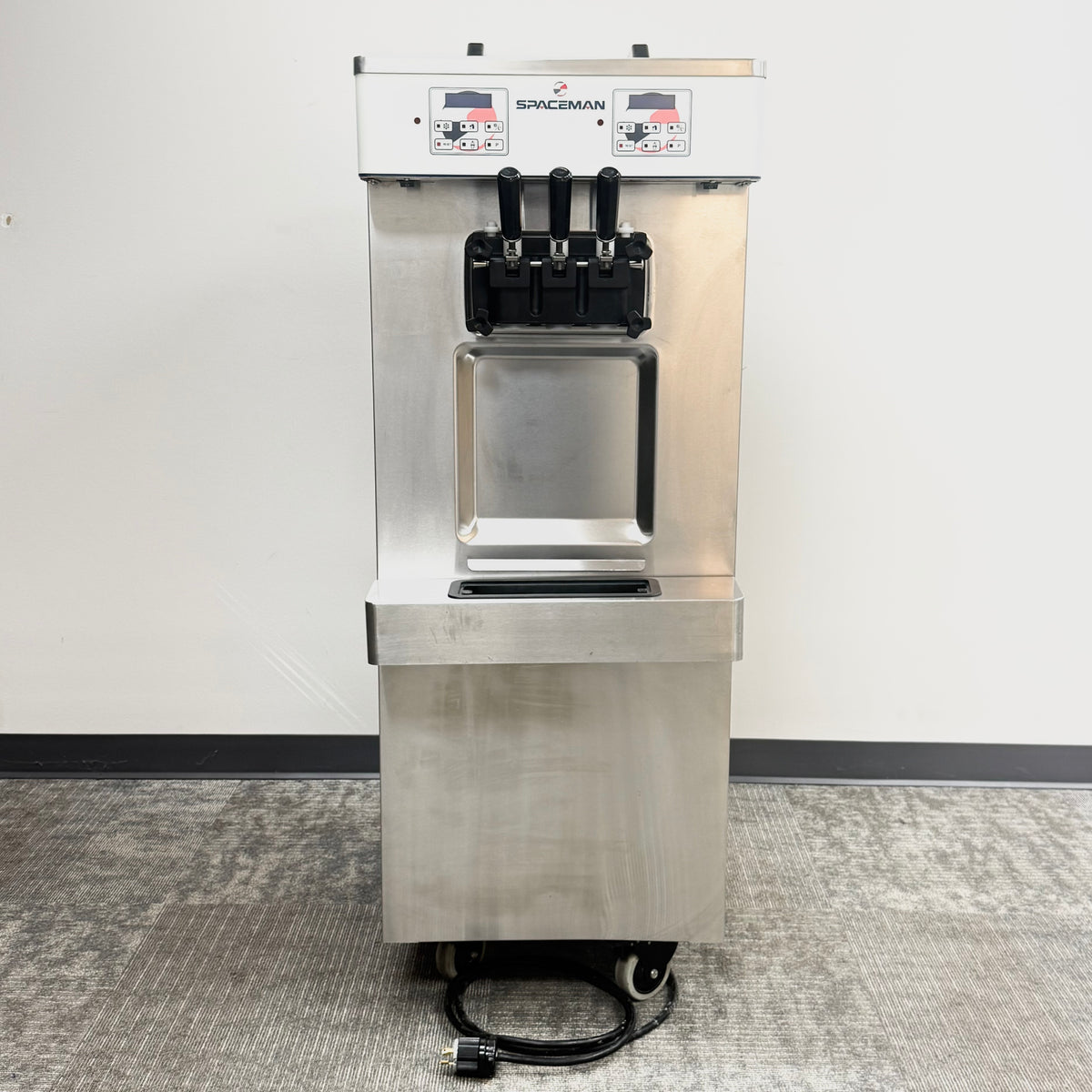 Spaceman 6250-C Twin Twist Soft Serve Ice Cream Machine Single Phase
