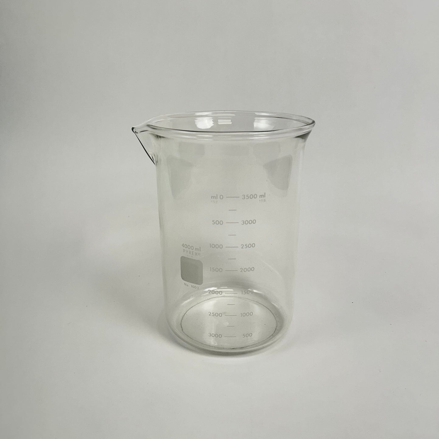 4000 ml PYREX Heavy Duty Griffin Beaker