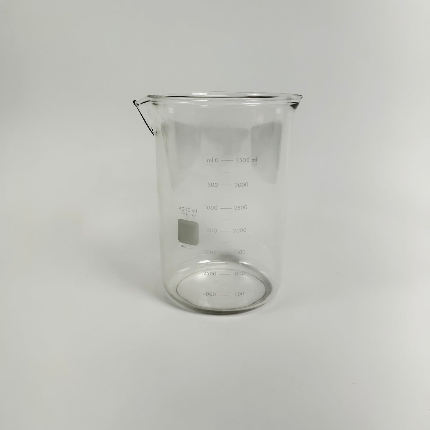 4000 ml PYREX Heavy Duty Griffin Beaker