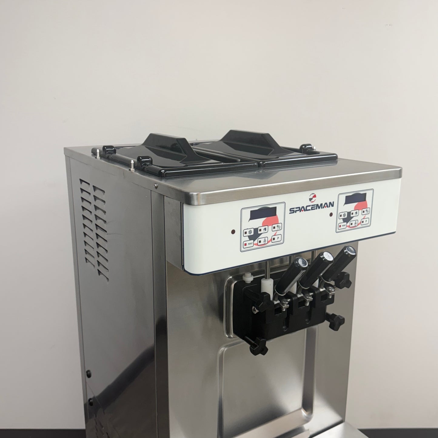 Spaceman 6250-C Twin Twist Soft Serve Ice Cream Machine Single Phase