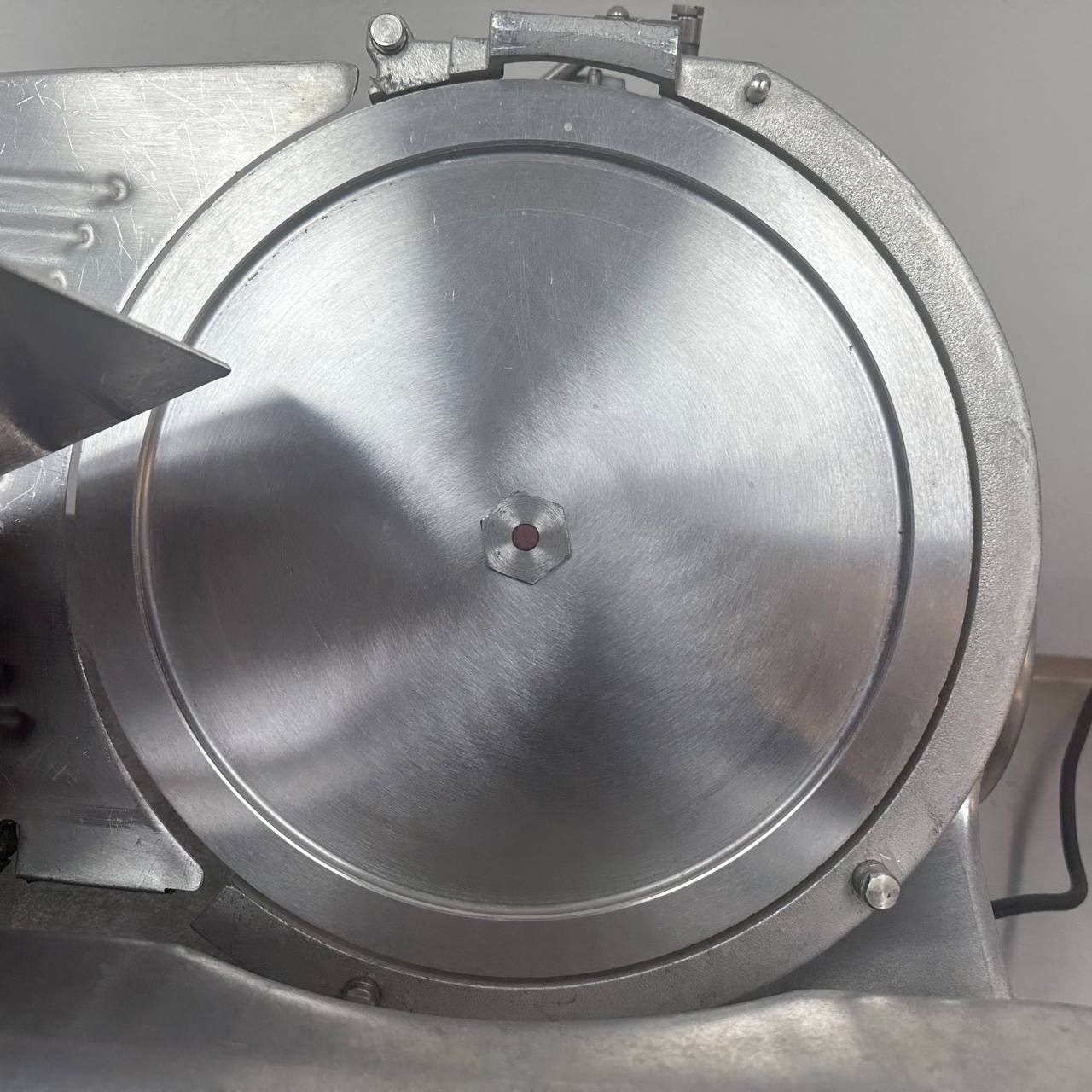 Hobart 1712E Automatic Commercial Deli Meat & Cheese Slicer