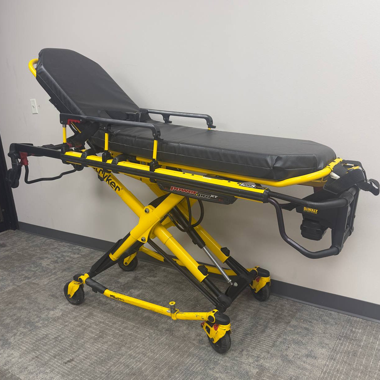 Stryker Power Pro-XT 6500 Stretcher Cot Gurney Ambulance EMS tested