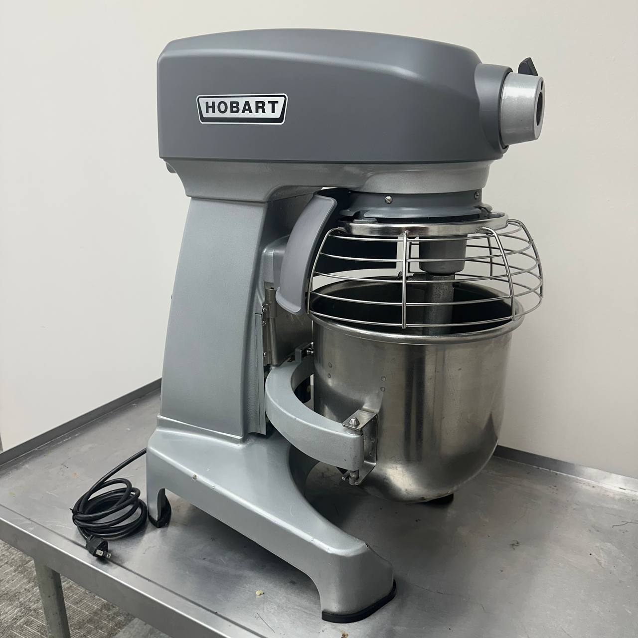 Hobart Legacy HL120 12-Quart Mixer