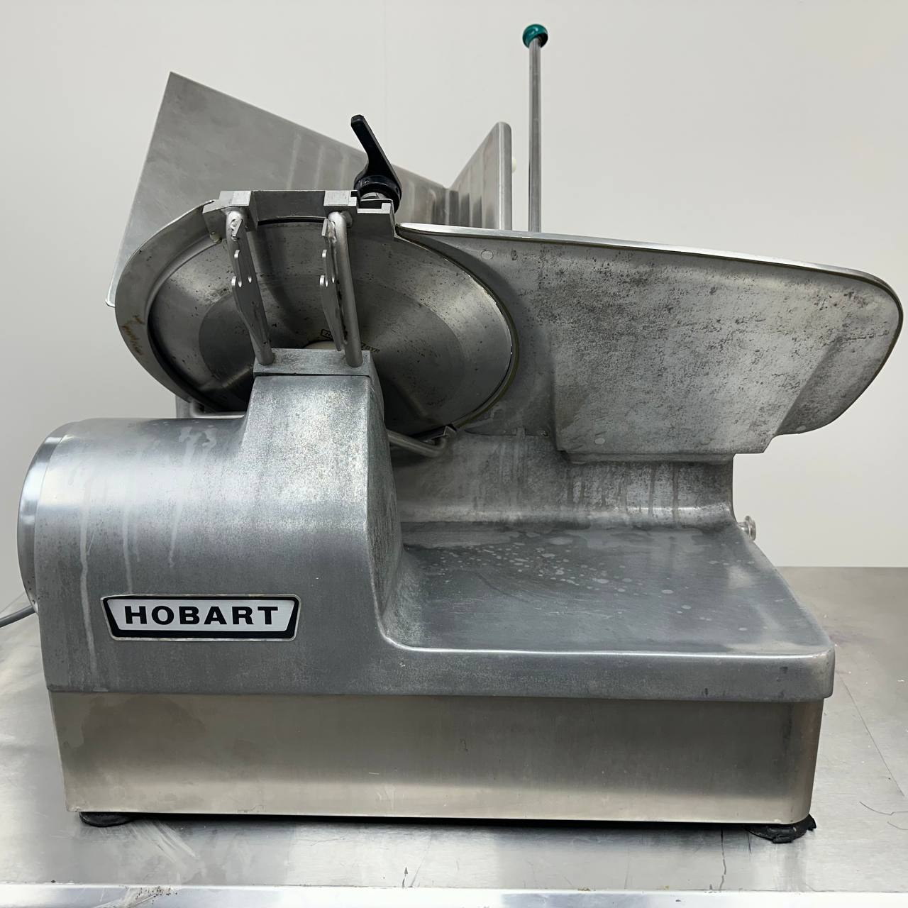 Hobart 1712E Automatic 12" Commercial Deli Meat & Cheese Slicer