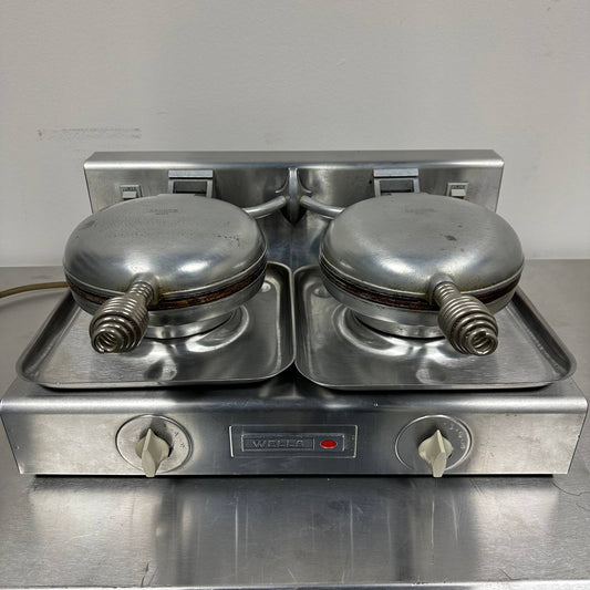 Vintage Wells Commercial Cooking Double Waffle Baker - Model L-12 (Tested / Working)