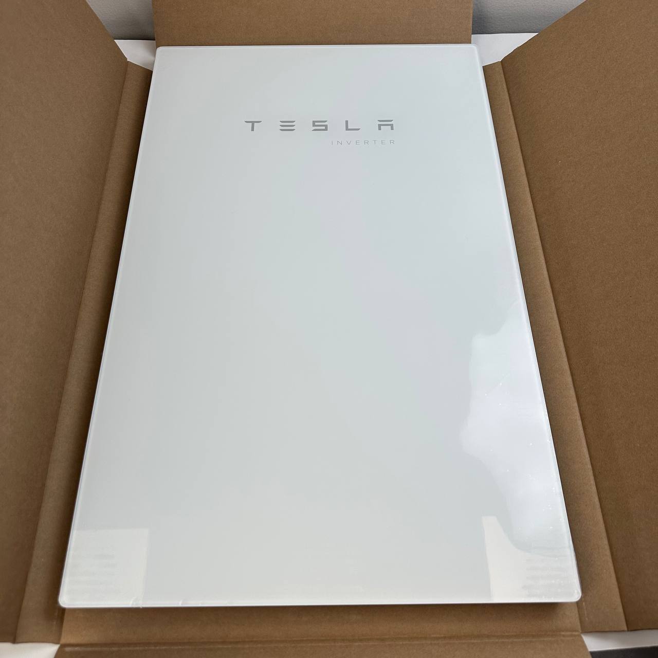 Tesla 3.8kW Solar Inverter 3800W Grid-Tie Powerwall Compatible 240V
