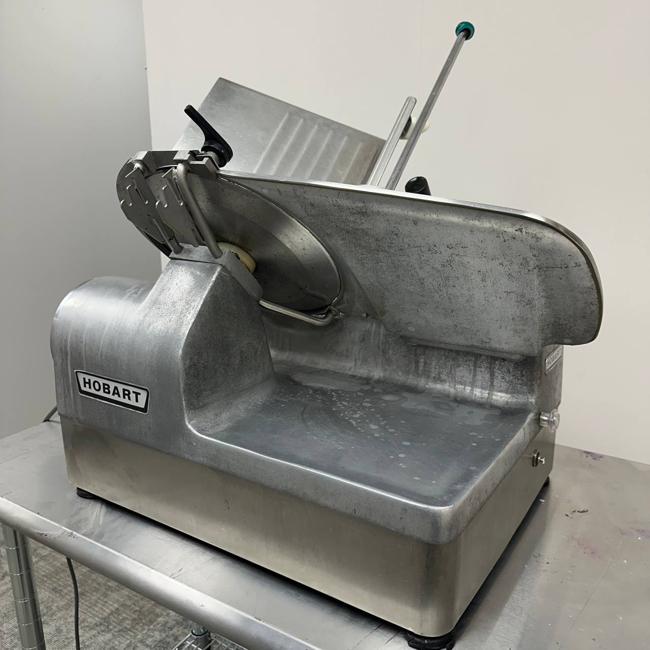 Hobart 1712E Automatic 12" Commercial Deli Meat & Cheese Slicer