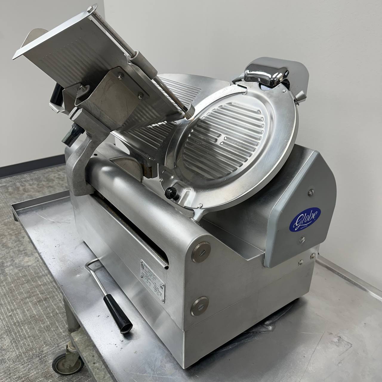 Globe 3850 Heavy-Duty Commercial Automatic/Manual Meat & Cheese Slicer