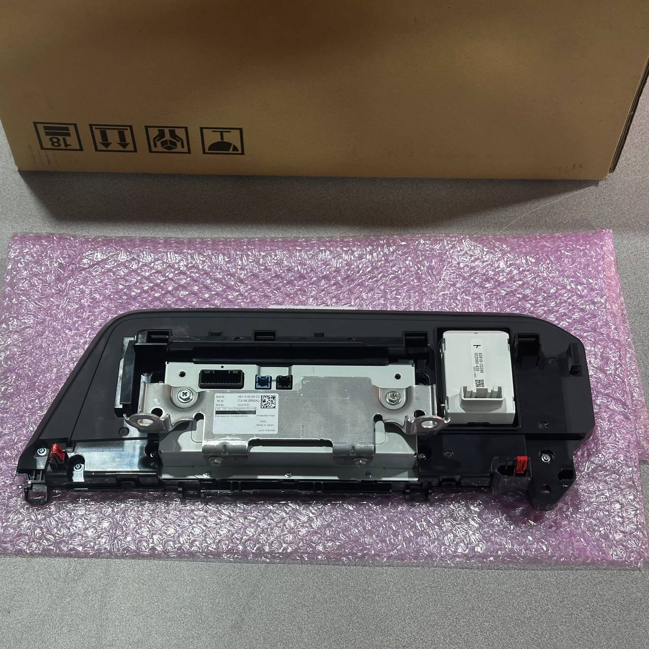 2019 - 2022 Lexus ES300H Navigation 8-inch Multimedia Video Display Unit 86110-06160-C0