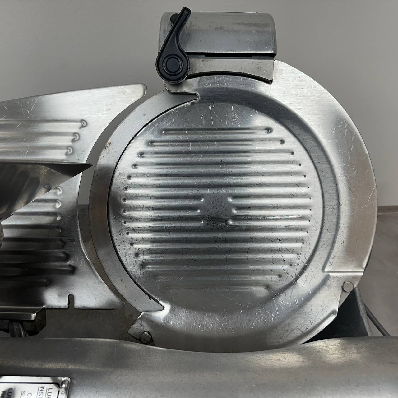Hobart 1712E Automatic 12" Meat & Cheese Slicer | Tested Working