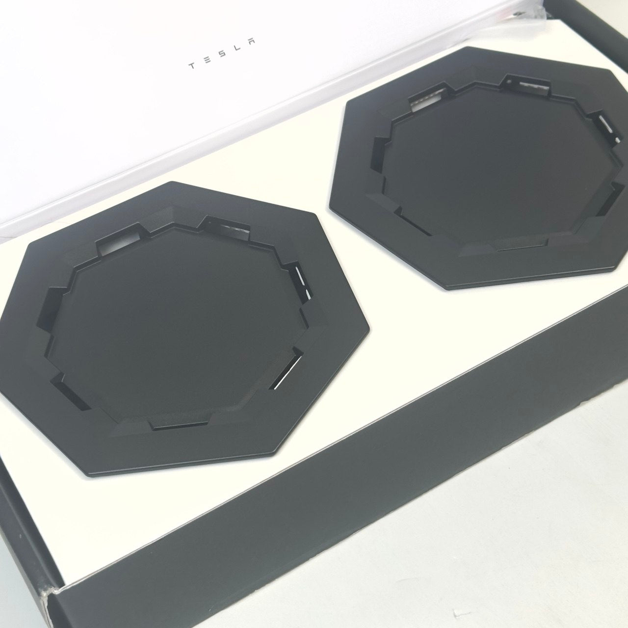 Genuine Tesla Cybertruck Cyber Wheel Cap Kit-OEM-Brand new