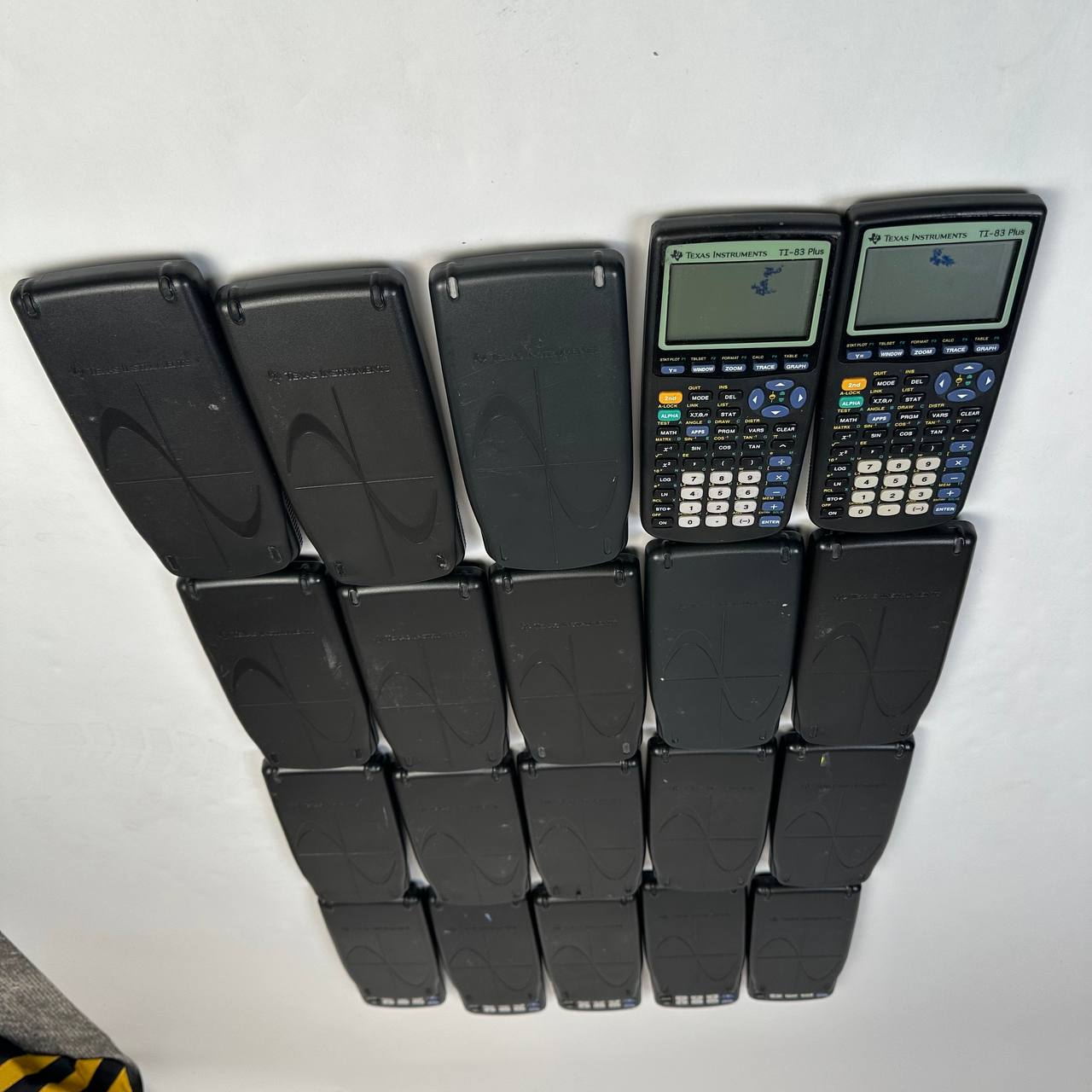 Texas Instruments TI-83 Plus Graphing Calculator Lot of 20 TI-83 for parts only