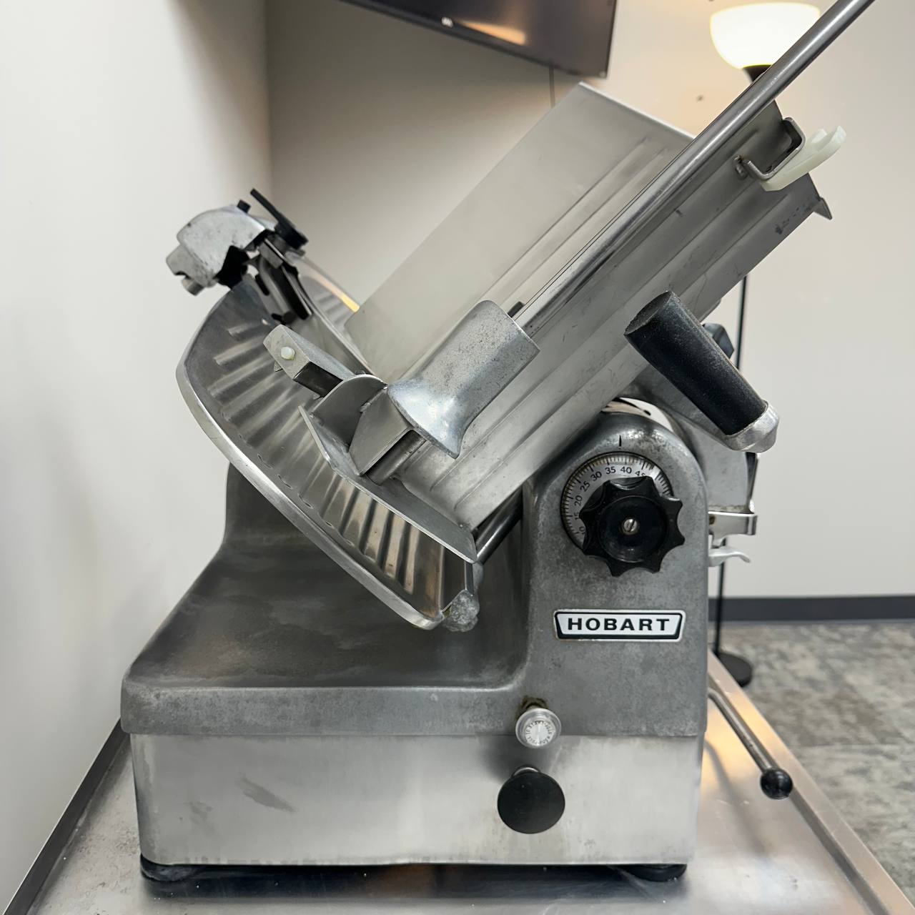 Hobart 1712E Automatic 12" Meat & Cheese Slicer | Tested Working